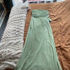 Light Green Dress with tie in the back, Small